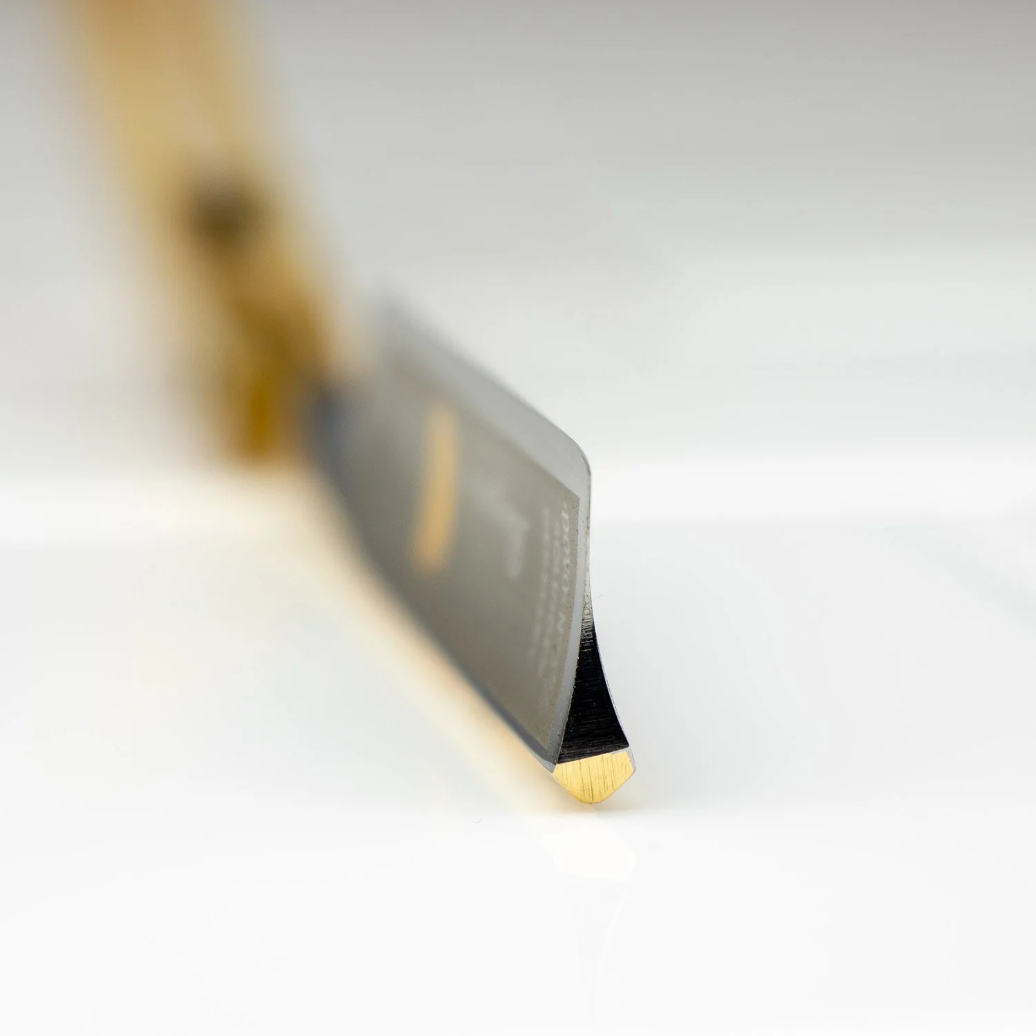 Dovo Straight Razor, Bergischer Horn Handle, 5/8" - Image 3